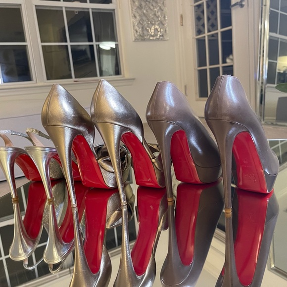 Christian Louboutin 
Champagne Leather Volpi 150 - Picture 9 of 10